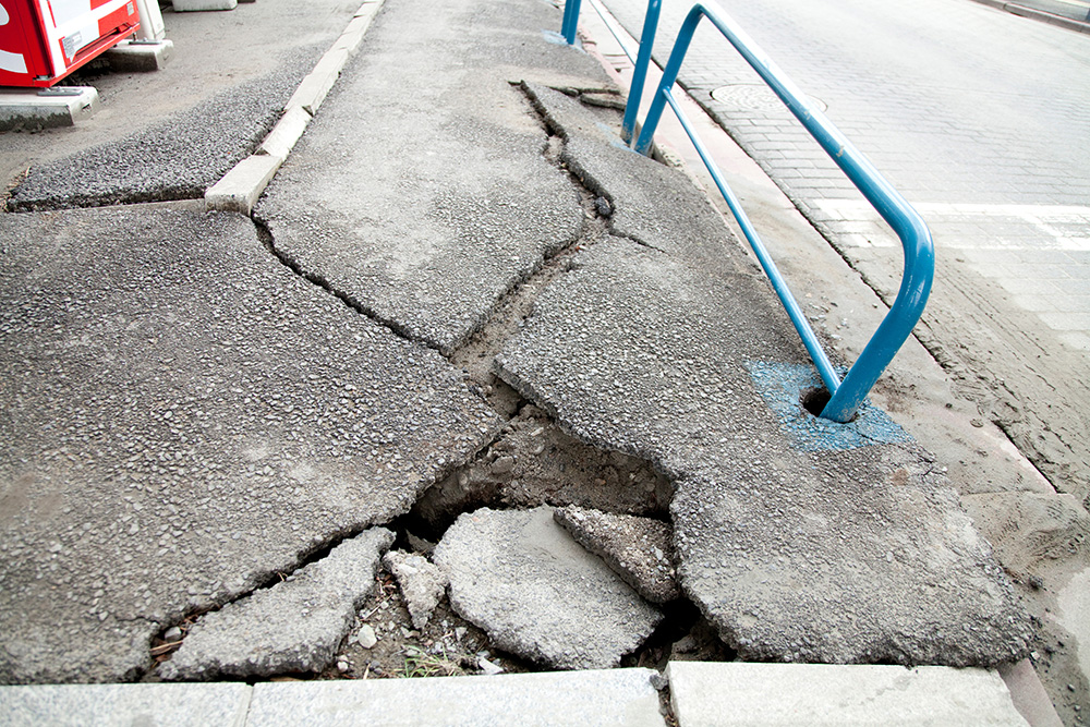 地震の二次被害とは？企業が行うべき対策と建物の補修事例を解説
